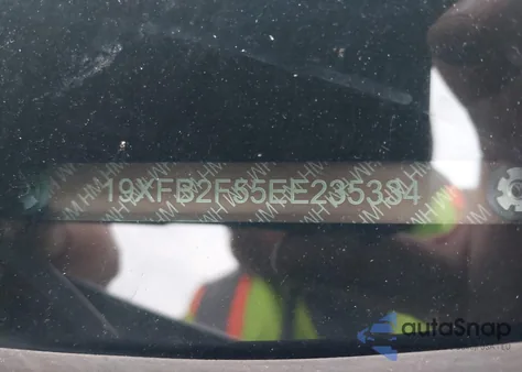 2014 Honda Civic Lx z USA, uszkodzony, nr VIN 19XFB2F55EE235334